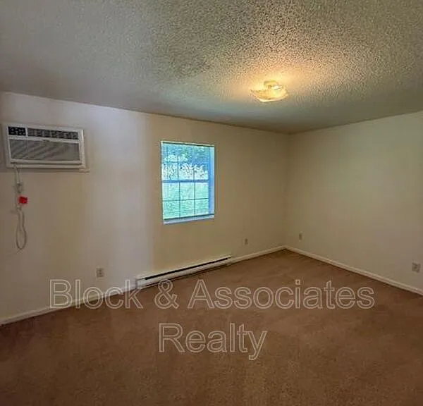118 Reece Ct #B — Photo 4