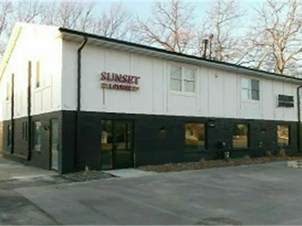 1409 Sunset Dr APT 201, Norwalk, IA 50211