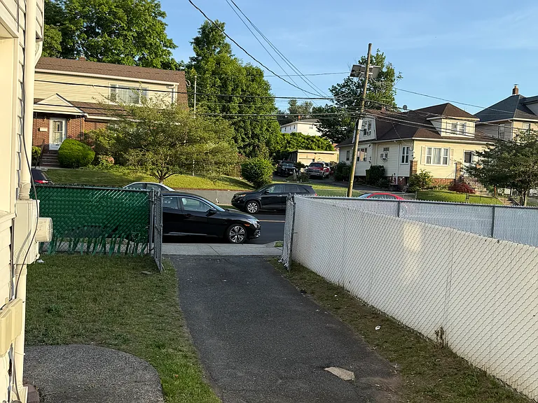 309 Maryland Ave #1 — Photo 13