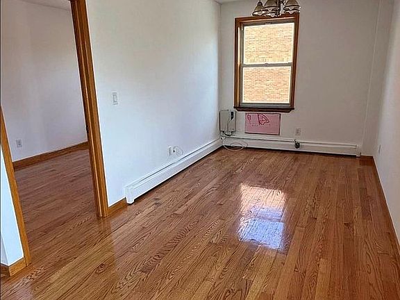4th image of 71-77 159th St #3D