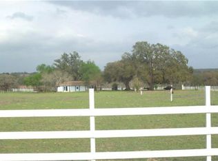 1717 Palo Alto Dr, Von Ormy, TX 78073