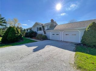 13853 Chardon Windsor Rd, Chardon, OH 44024