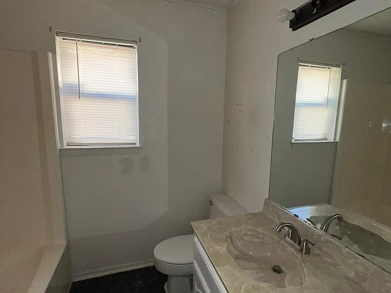 2512 La Paloma Dr — Photo 11