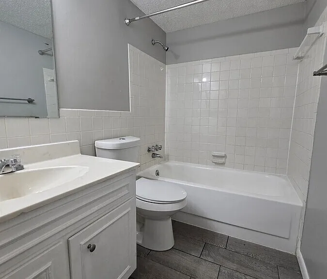 5151 NE Chouteau Trfy #602 — Photo 10