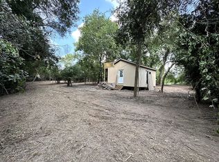 220 17th St, Hempstead, TX 77445