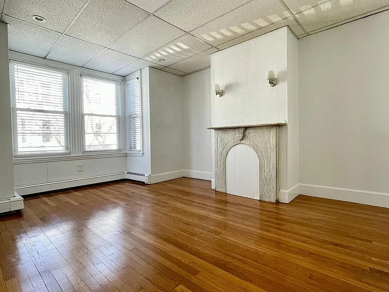 249 Webster St #3 — Photo 10
