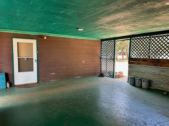 5th image of 4561 Iroquois Dr