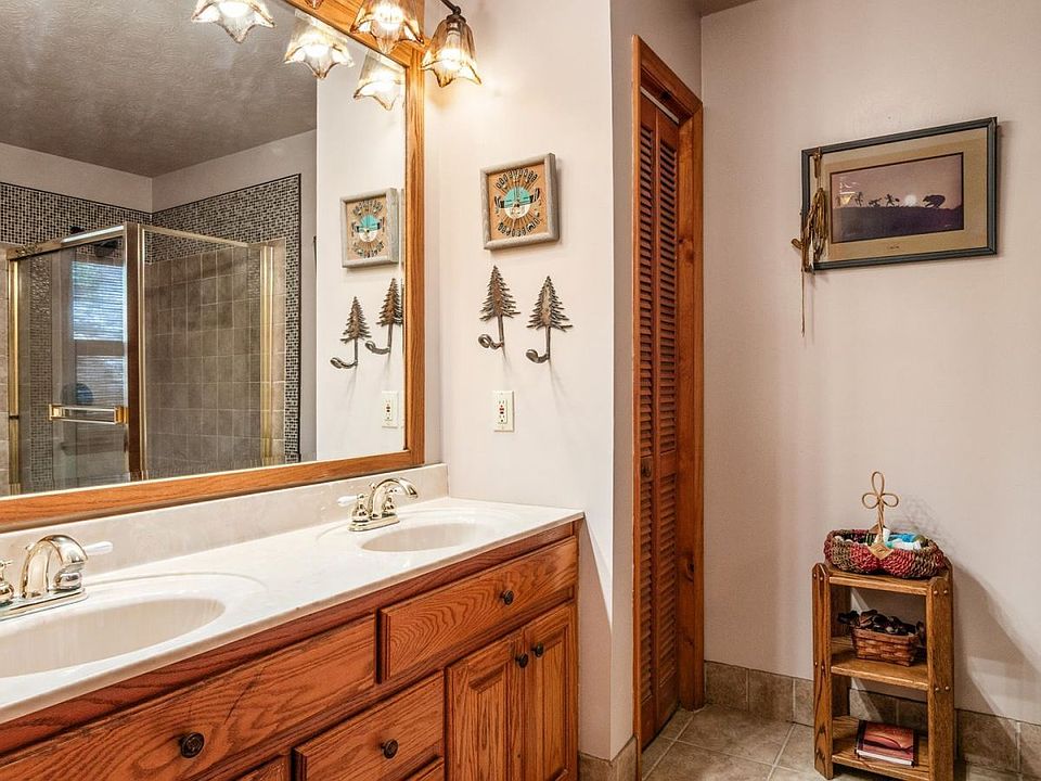 34th image of this home