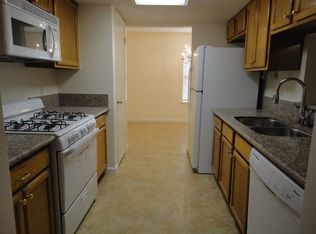 18 E Willowwood Ct, Spring, TX 77381