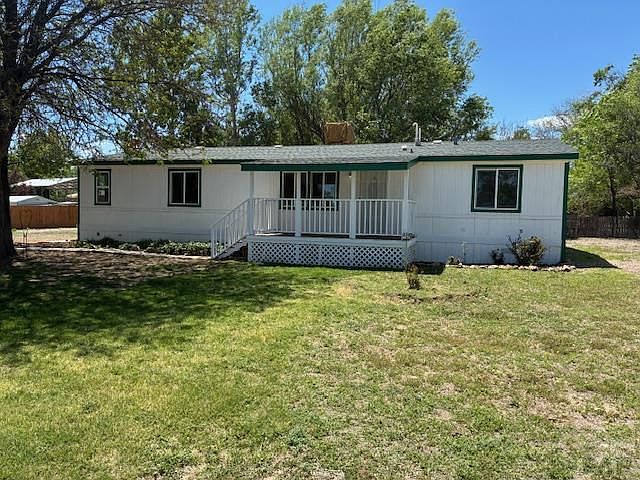 1st image of 330 E Stewart Dr