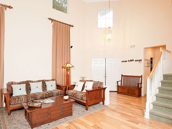 5th image of 2802 Florentine Ct