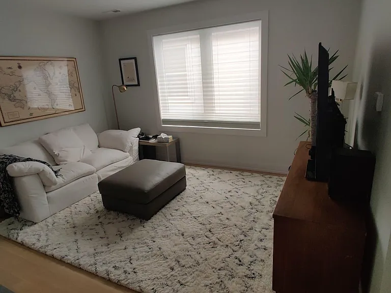 4514 N Harding Ave #2 — Photo 8