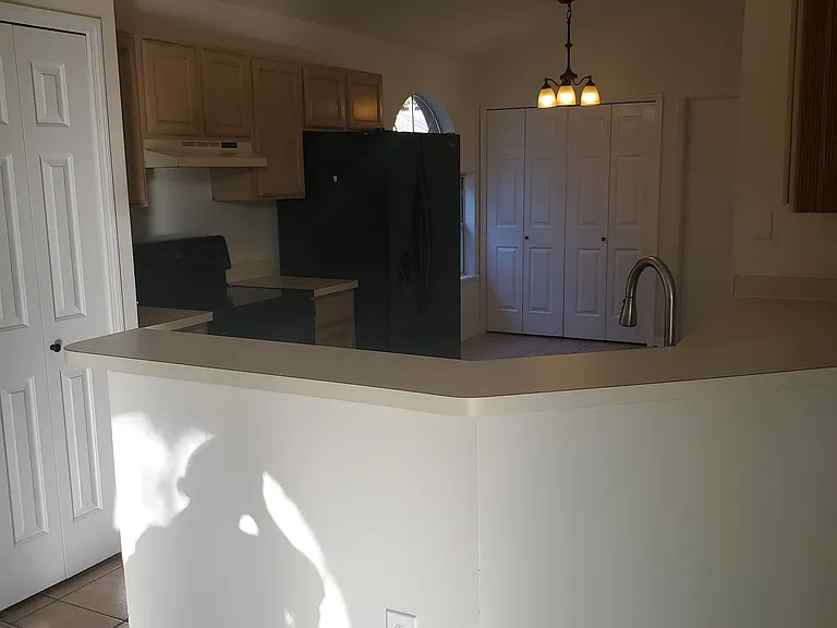 665 Brightview Dr — Photo 6