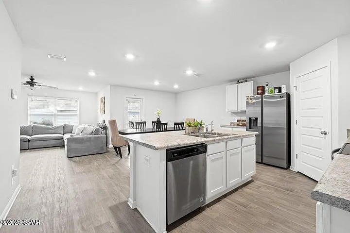 4 bed, 1745 sqft, $2,000 — Photo 3