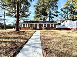 900 Shepard Dr, Rocky Mount, NC 27801