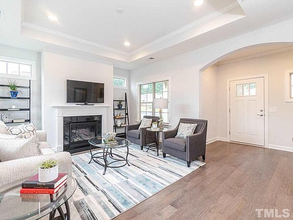 3rd image of 1102 Havenwood Ln
