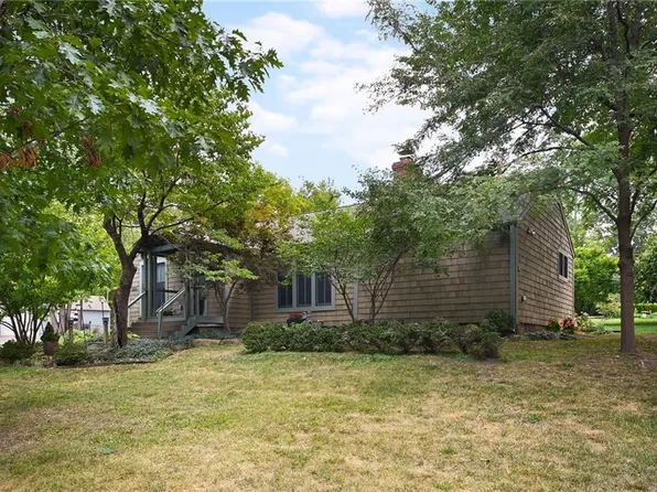 8501 Riley St, Overland Park, KS 66212