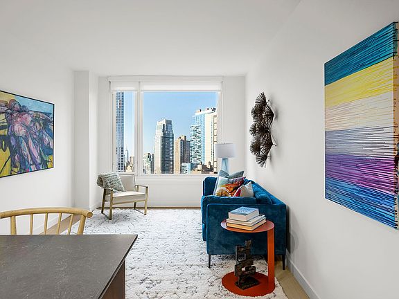 4th image of 310 Livingston St APT 1405