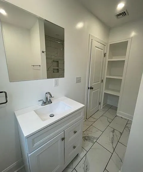 6356 Monitor St — Photo 8