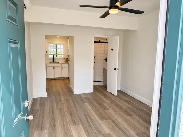 MGGL Apartments LLC, 626 Acacia Rd #1/2, Santa Paula, CA 93060