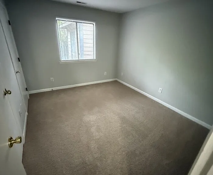 4554 N New Hope Rd — Photo 6