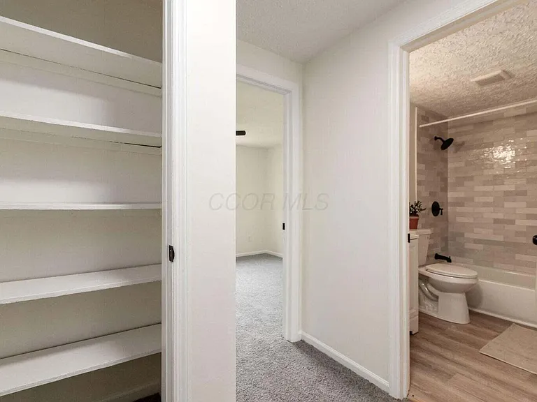 7406 Cimmaron Sta — Photo 17