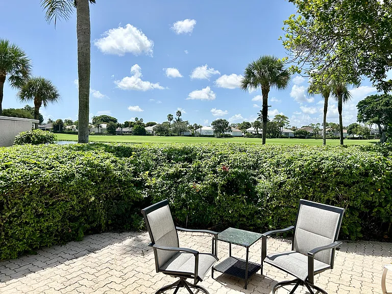 152 Coral Cay Dr — Photo 23