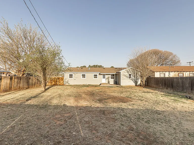 5409 Avenue D — Photo 22