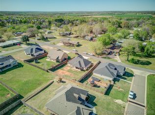 308 W Kerby Ave, Washington, OK 73093