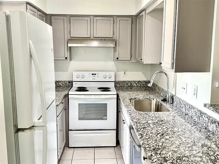 13518 Townwood Dr — Photo 13