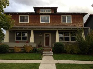 1572 NW Hemlock Ave, Redmond, OR