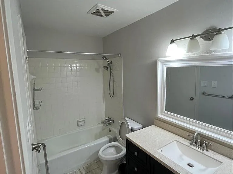 7801 Shoal Creek Blvd #244 — Photo 7