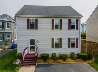 44 Wilcox St, Fall River, MA 02724