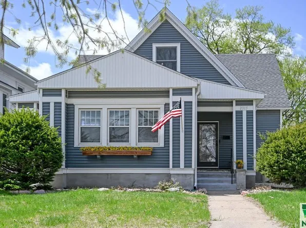 2315 Jackson St, Sioux City, IA 51104