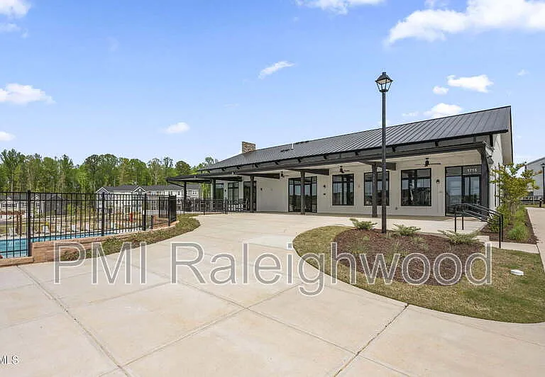 1838 Woodall Crest Dr — Photo 41
