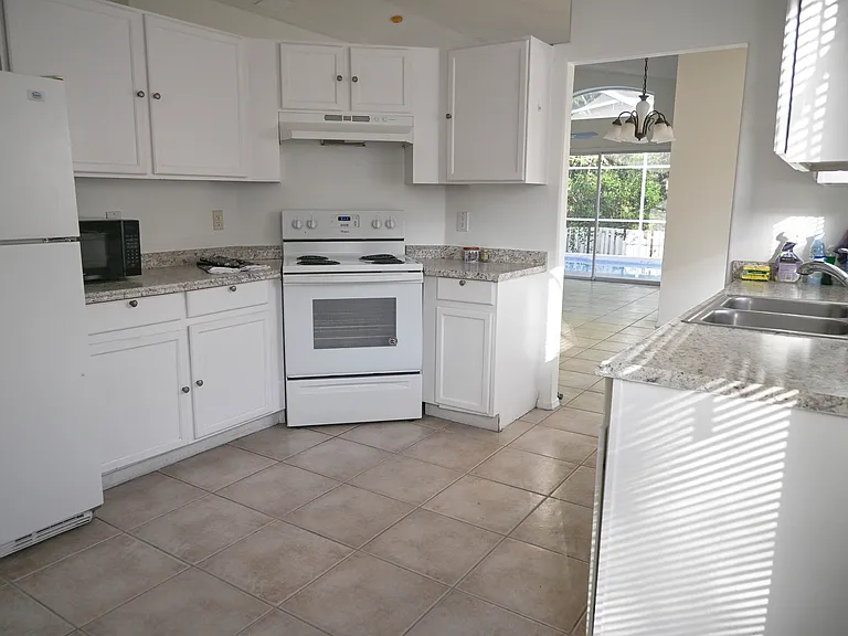 223 Coralwood Ct — Photo 4