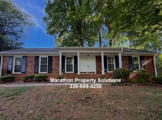 5606 Bledsoe Dr, Greensboro, NC 27410