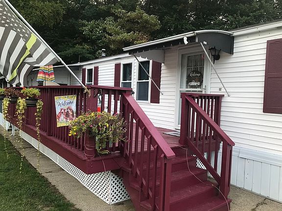 3rd image of 250 Mansfield Ave Unit 66