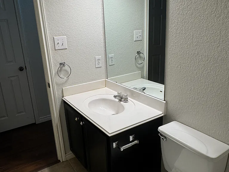 208 Latigo Ln — Photo 18