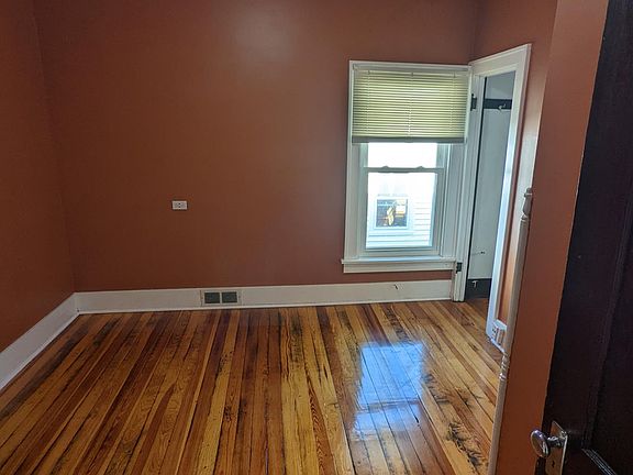 5th image of 1044 4th St NW #2