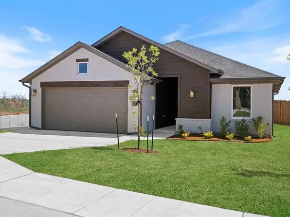 2811 S Bowling Dr, Stillwater, OK 74074