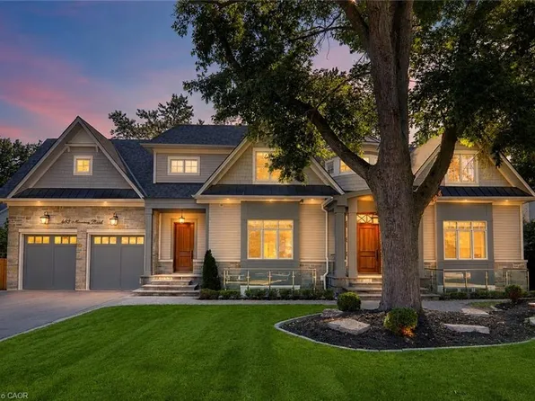 482 Morrison Rd, Oakville, ON L6J 4K5