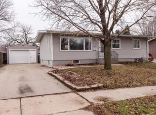 831 13th Ave SE, Rochester, MN 55904