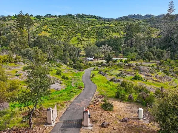 9292 Franz Valley School Road, Calistoga, CA 94515