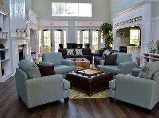 2801 Chancellorsville Dr APT 412, Tallahassee, FL 32312