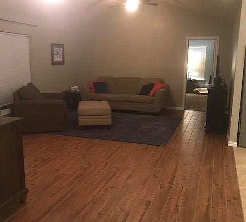 3rd image of 12721 SE 119th St