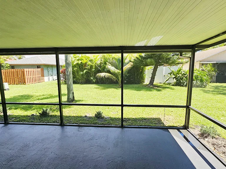 5381 Gene Cir — Photo 29