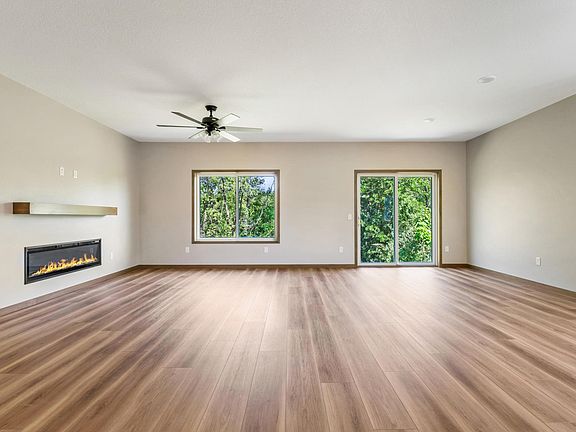 4th image of 2040 13th St NW