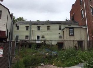 523 Van Duzer St, Staten Island, NY 10304