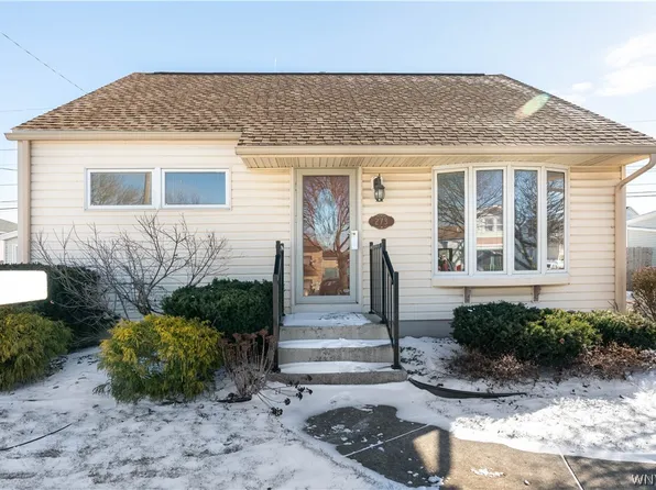 273 Currier Ave, Sloan, NY 14212